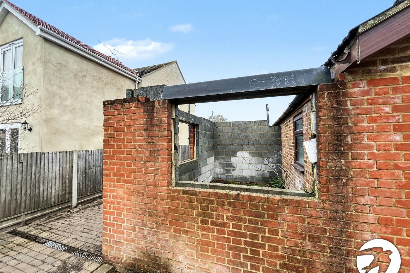 2 bedroom bungalow for sale in Bobbing | Robinson Michael & Jackson