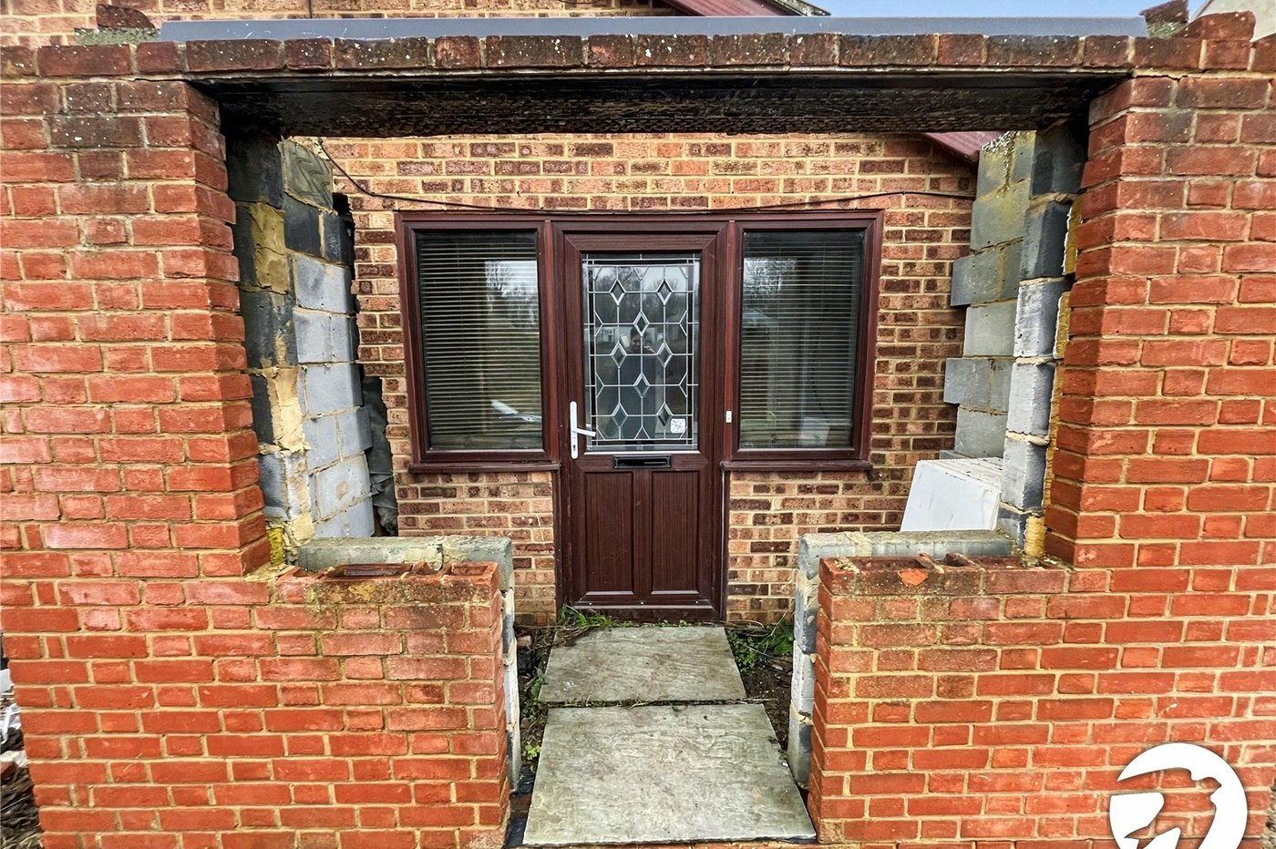 2 bedroom bungalow for sale in Bobbing | Robinson Michael & Jackson