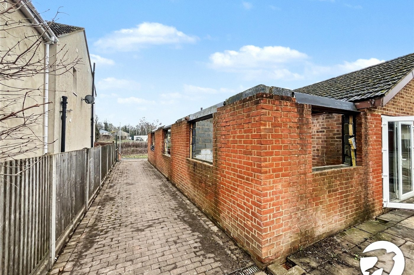 2 bedroom bungalow for sale in Bobbing | Robinson Michael & Jackson