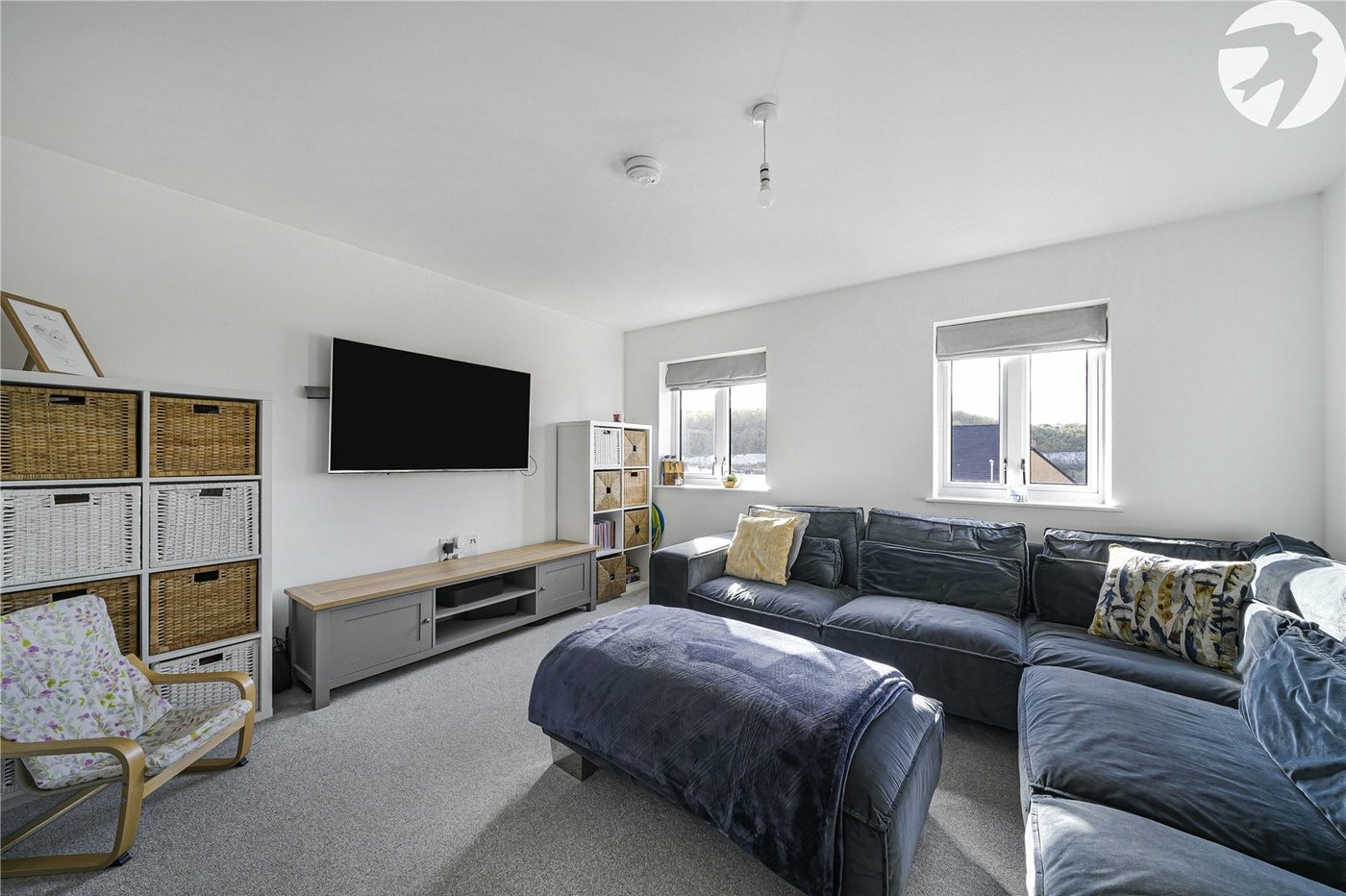 3 bedroom property for sale in Castle Hill | Robinson Jackson