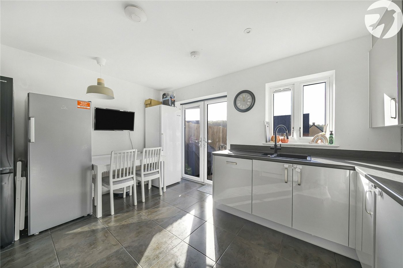 3 bedroom property for sale in Castle Hill | Robinson Jackson