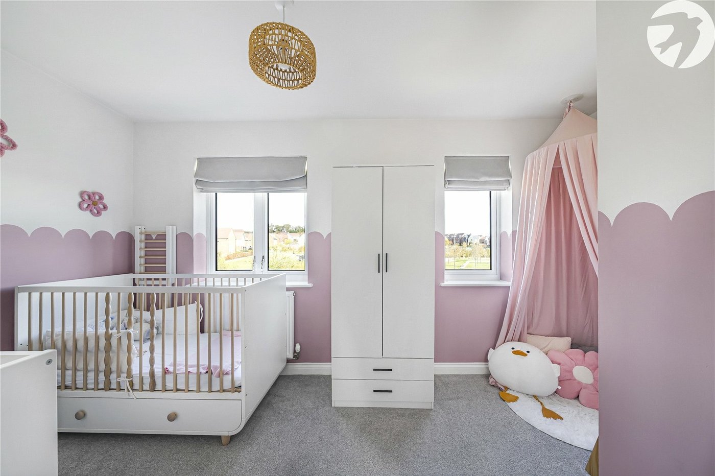 3 bedroom property for sale in Castle Hill | Robinson Jackson