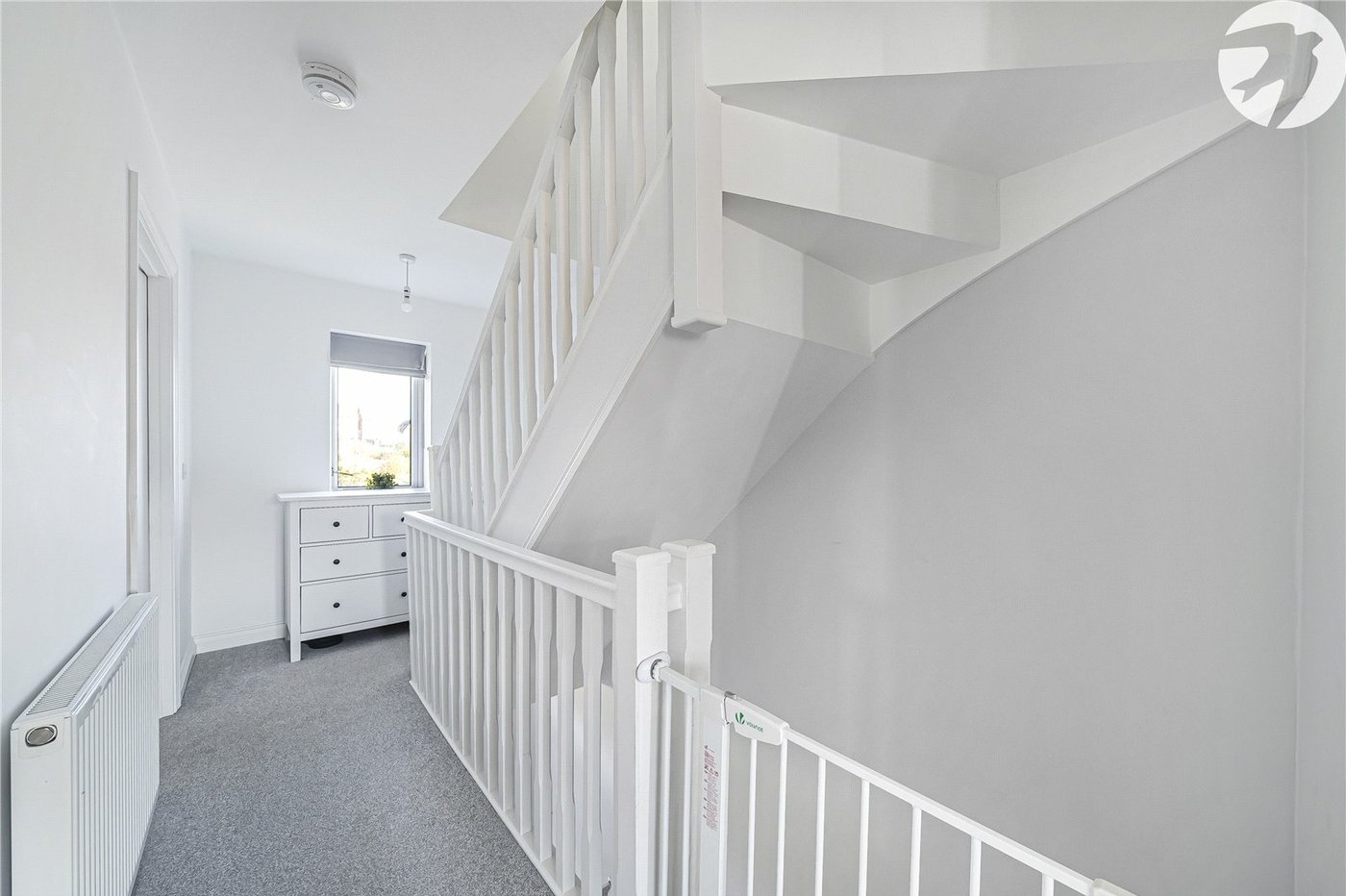 3 bedroom property for sale in Castle Hill | Robinson Jackson