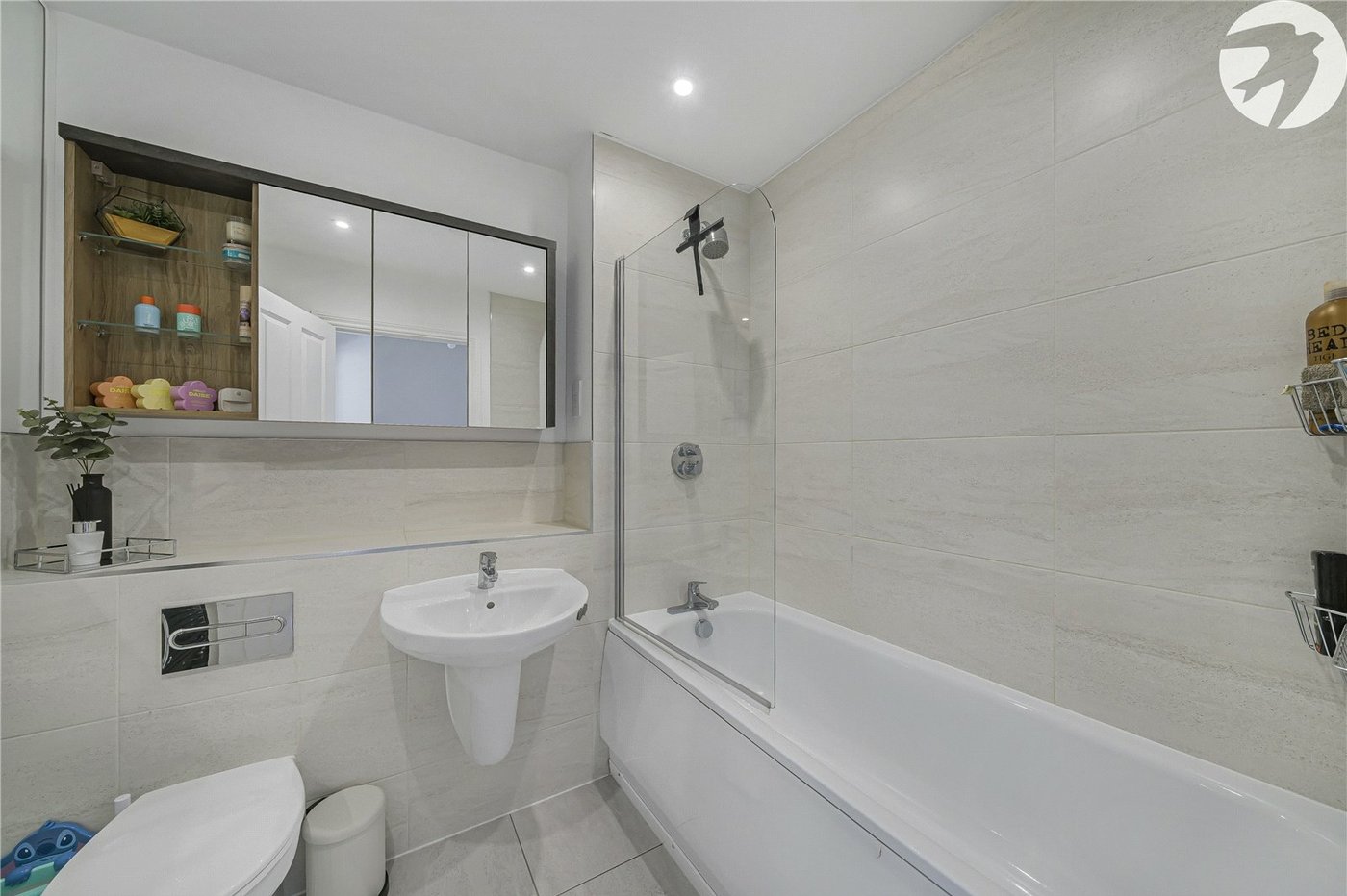 3 bedroom property for sale in Castle Hill | Robinson Jackson