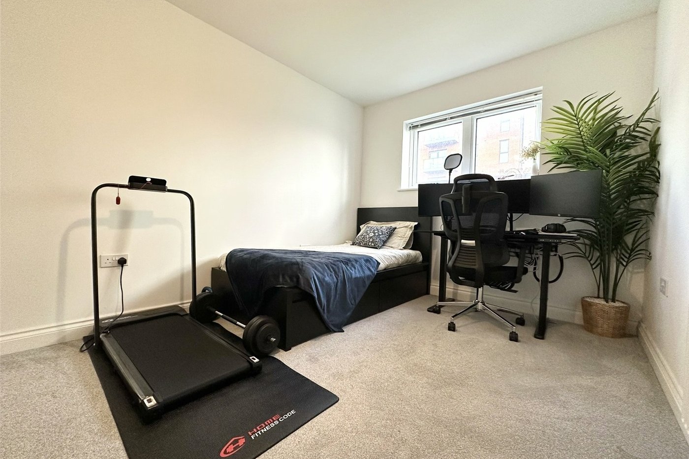 2 bedroom property for sale in Castle Hill | Robinson Jackson