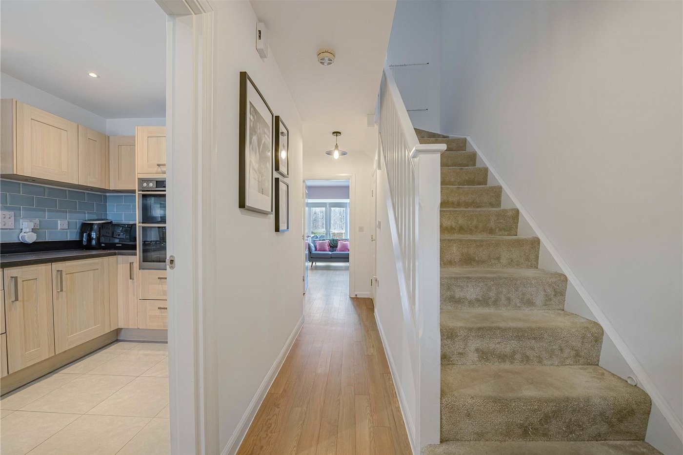 3 bedroom property for sale in Welling | Robinson Jackson