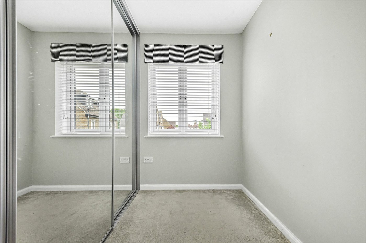 4 bedroom house for sale in Welling | Robinson Jackson