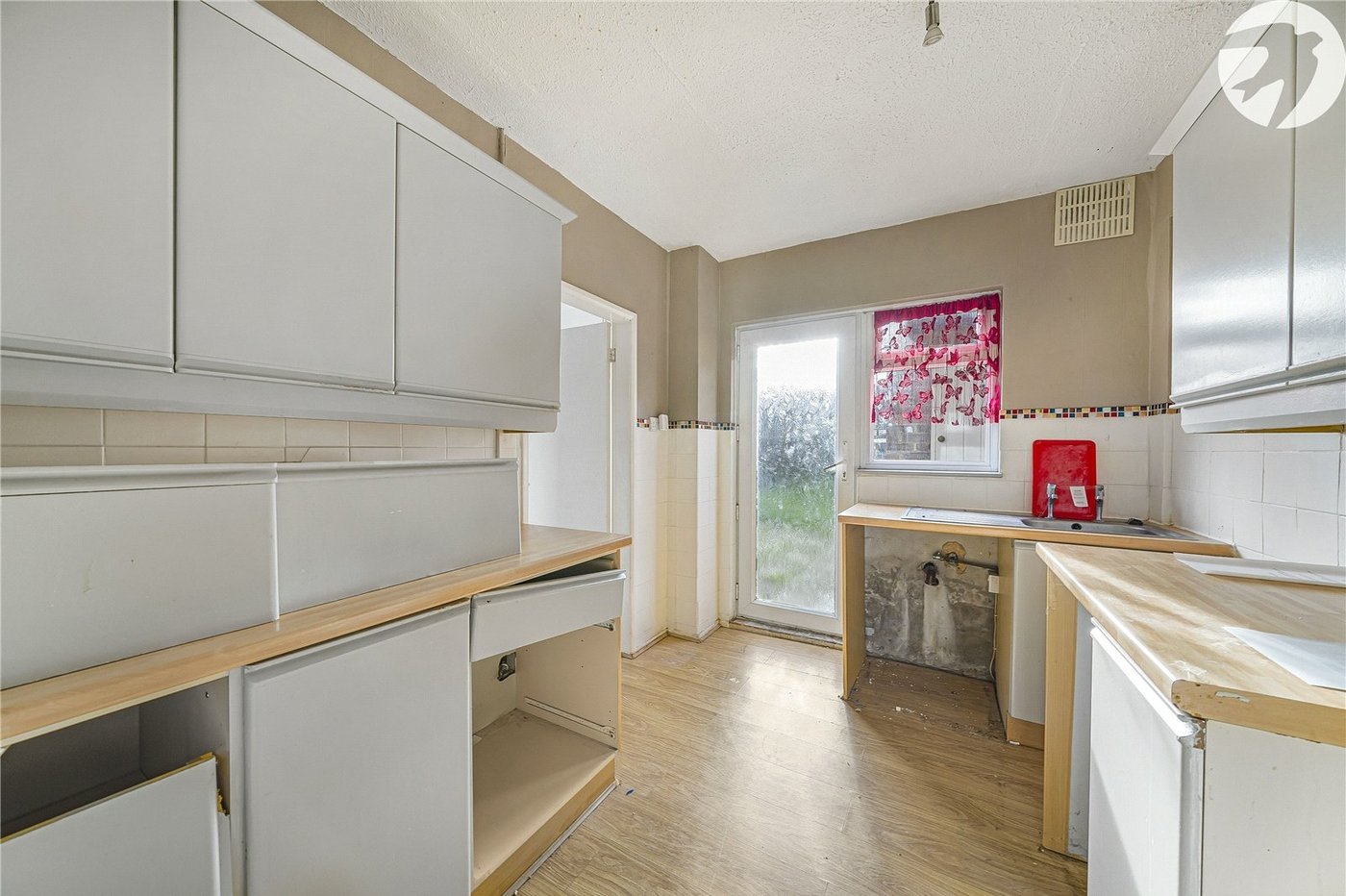 2 bedroom house for sale in Dartford | Robinson Jackson