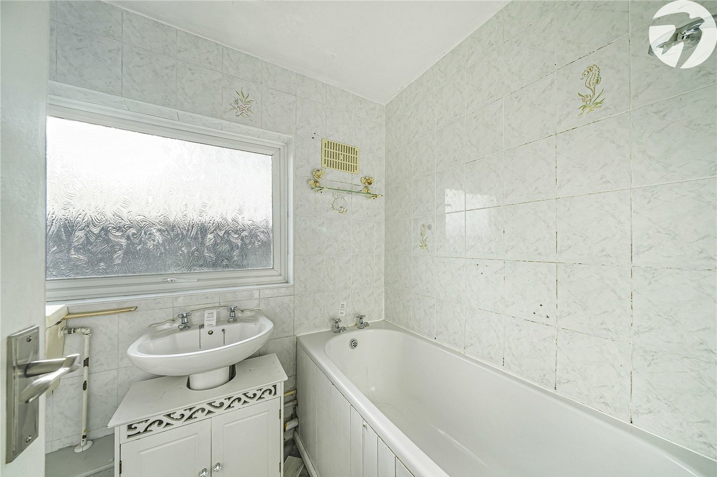 2 bedroom house for sale in Dartford | Robinson Jackson
