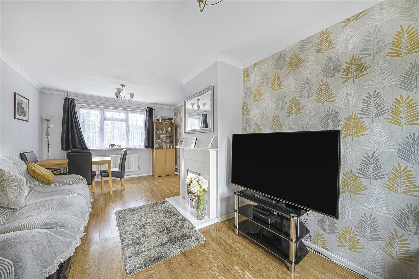 2 bedroom house for sale in Dartford | Robinson Jackson