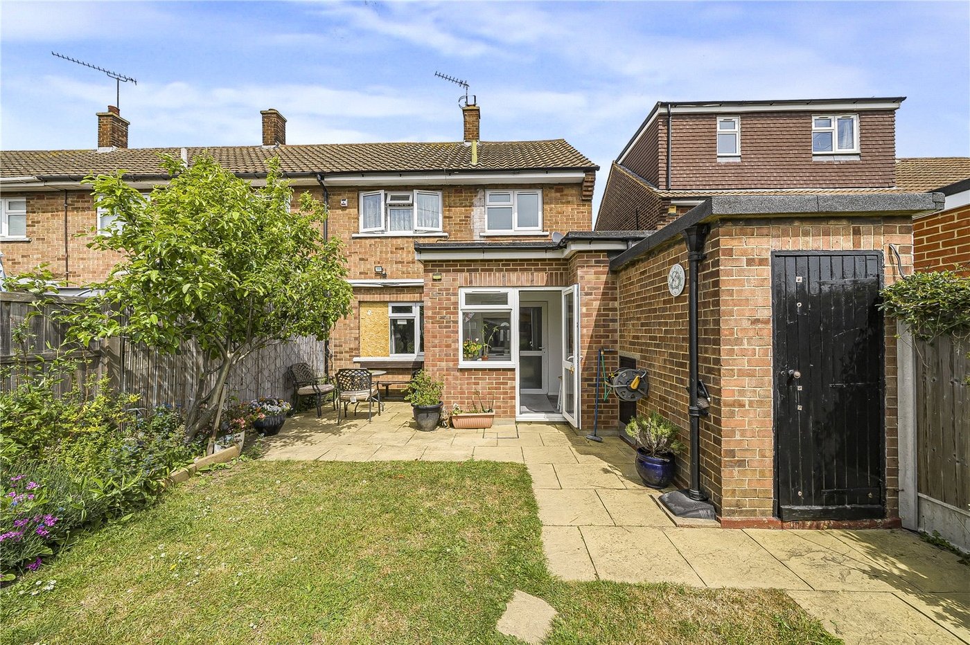 2 bedroom house for sale in Dartford | Robinson Jackson