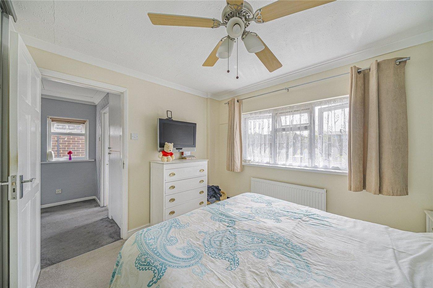 2 bedroom house for sale in Dartford | Robinson Jackson