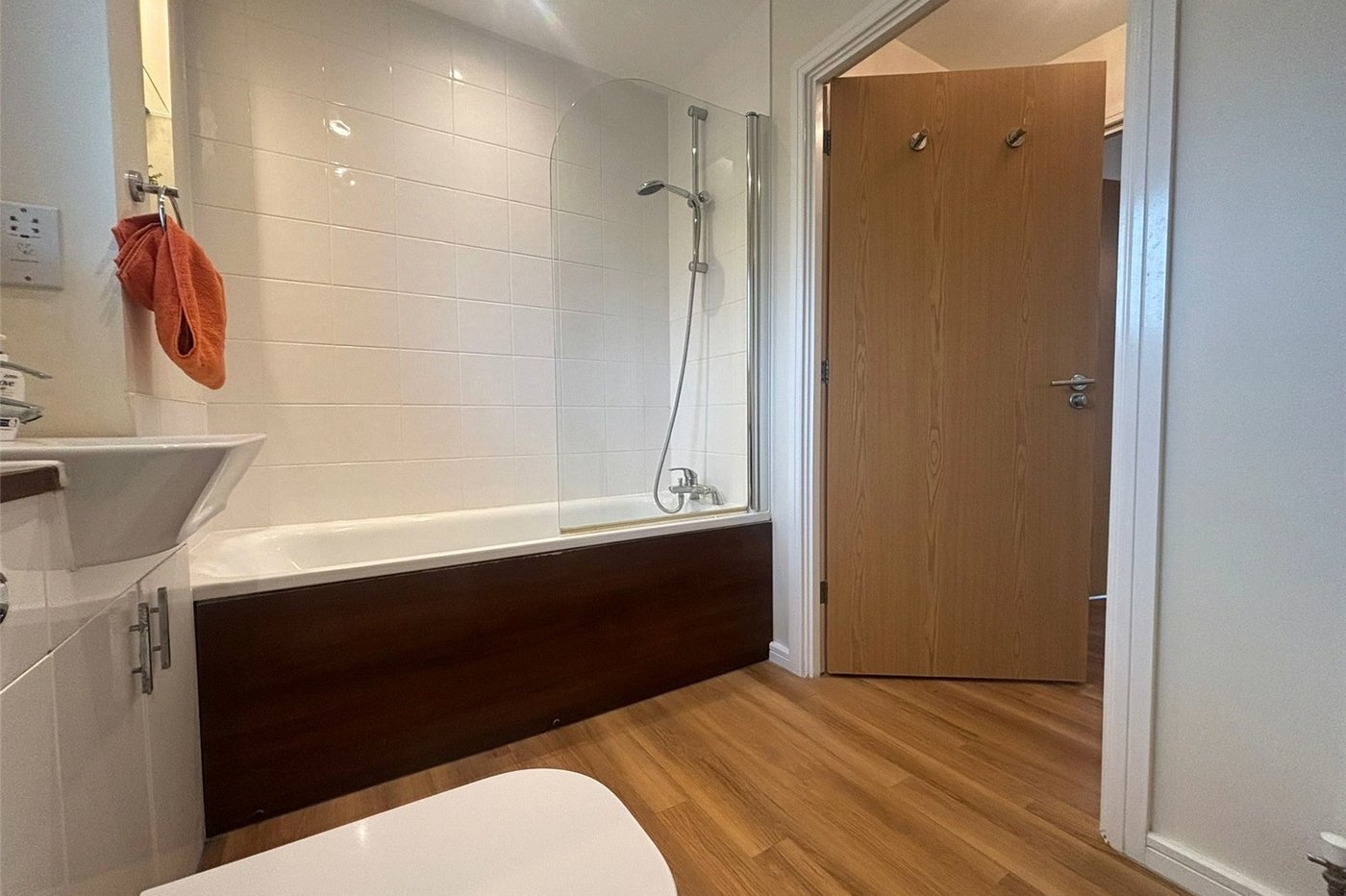 1 bedroom property for sale in Springhead Parkway | Robinson Michael & Jackson