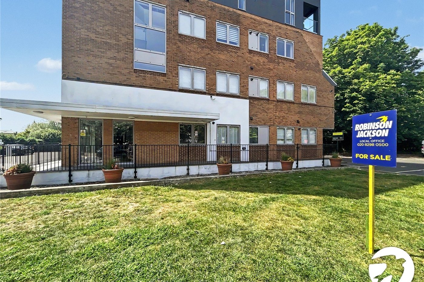 2 bedroom property for sale in 2 Progressive Close | Robinson Jackson