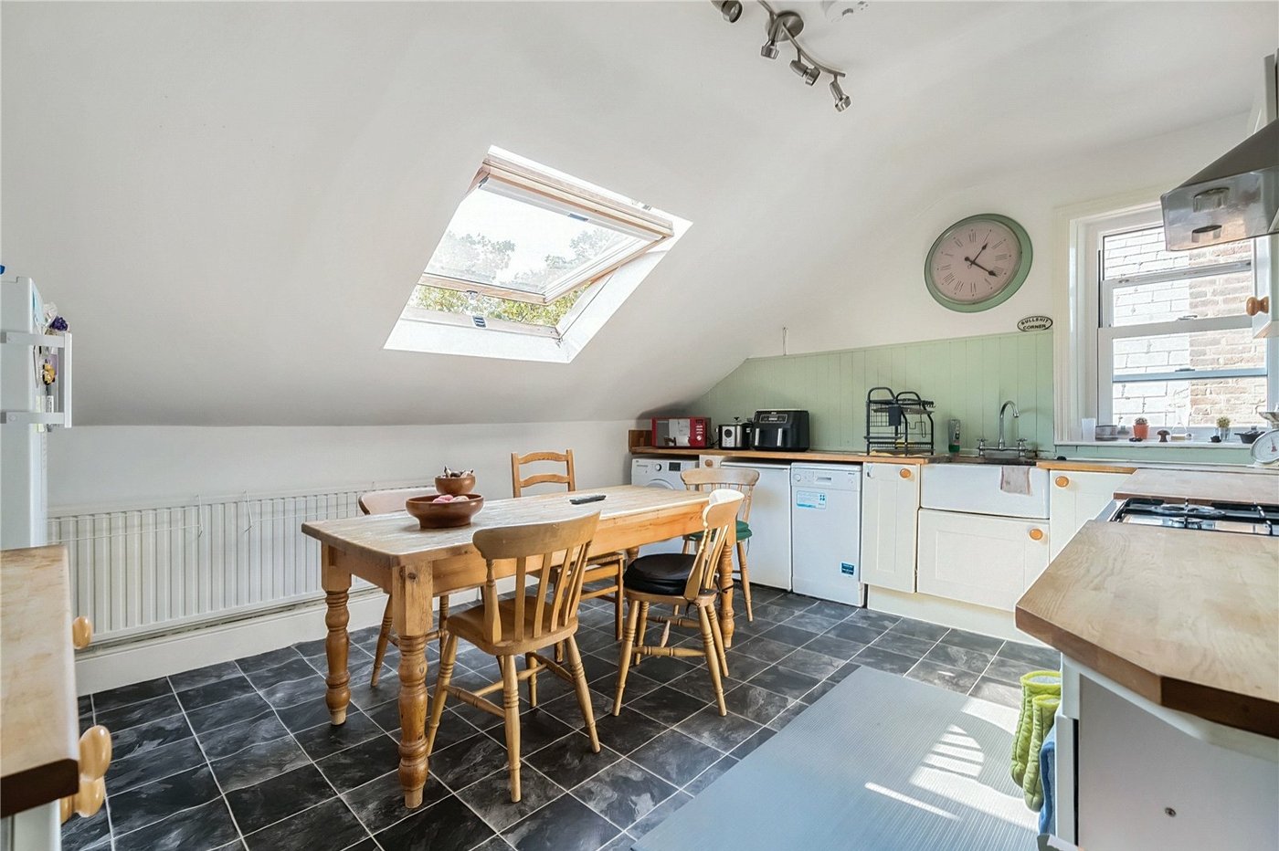 2 bedroom property for sale in  | Robinson Jackson