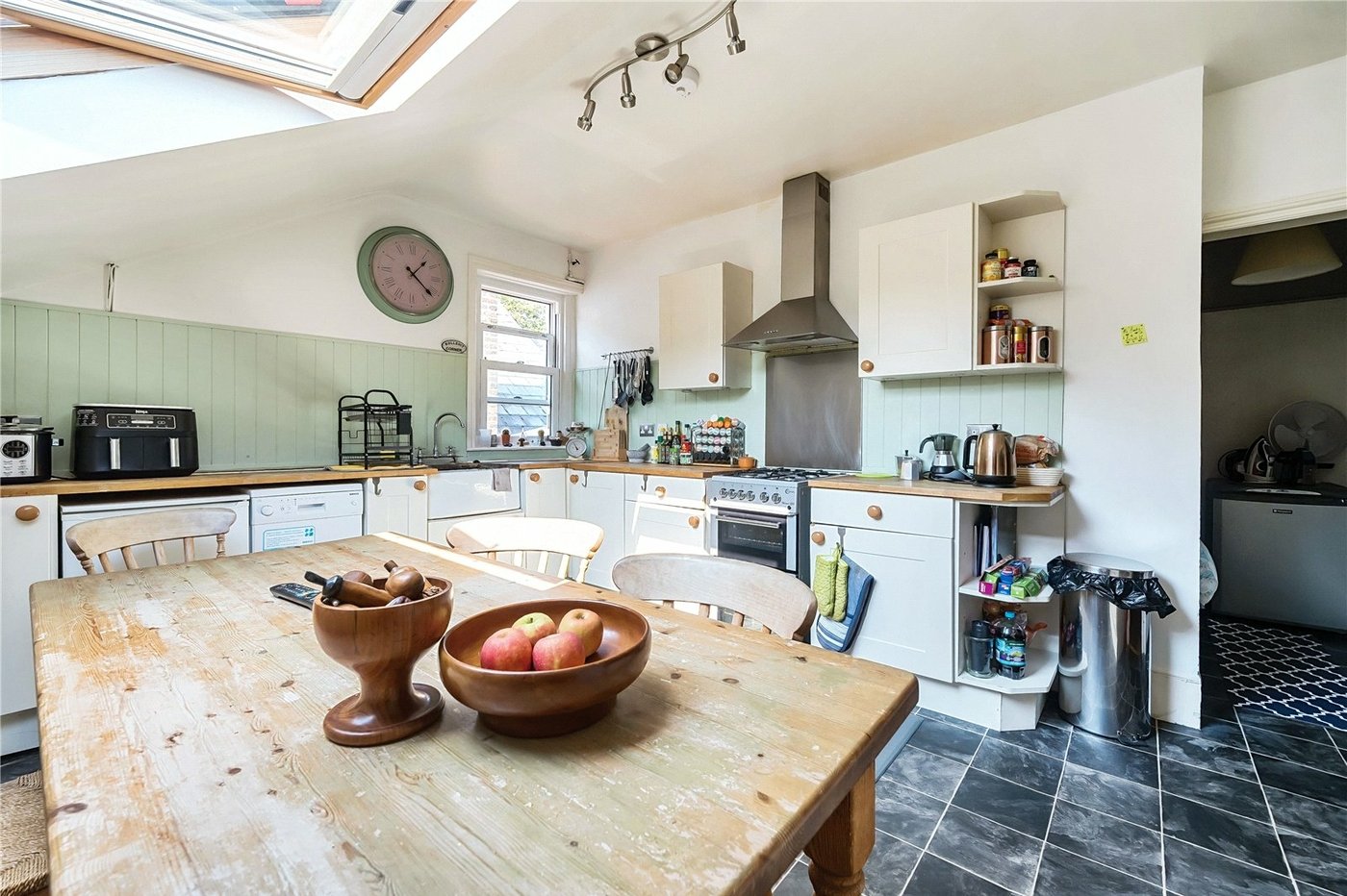 2 bedroom property for sale in  | Robinson Jackson