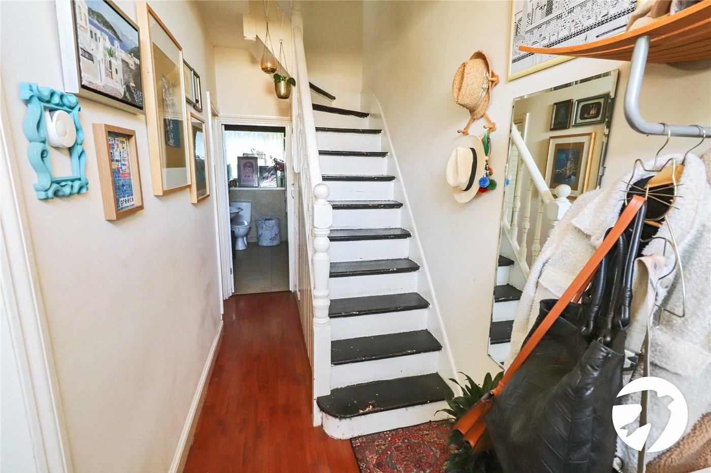 4 bedroom house for sale in London | Robinson Jackson