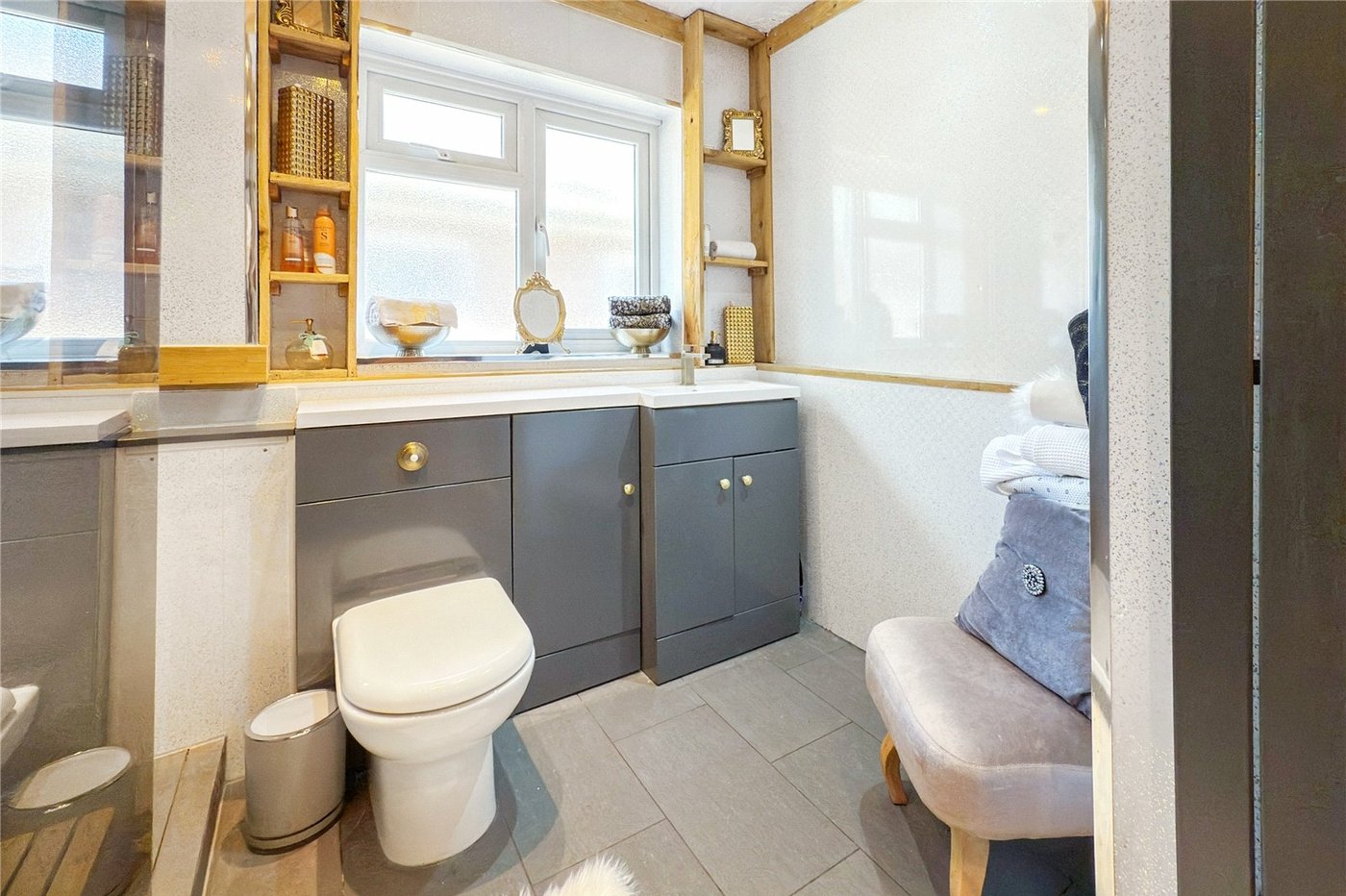 4 bedroom bungalow for sale in West Kingsdown | Robinson Jackson