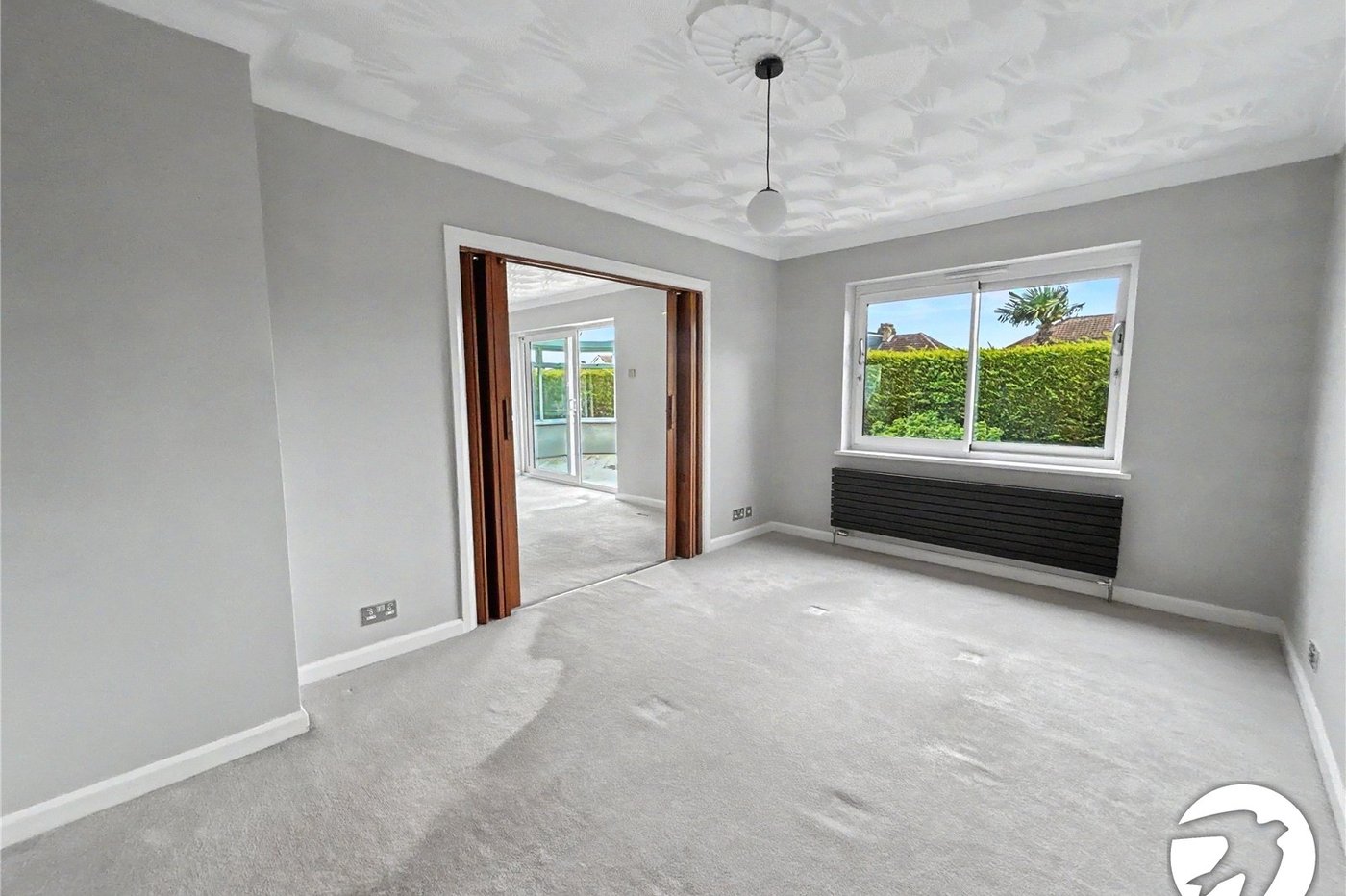 3 bedroom bungalow for sale in Sidcup | Robinson Jackson