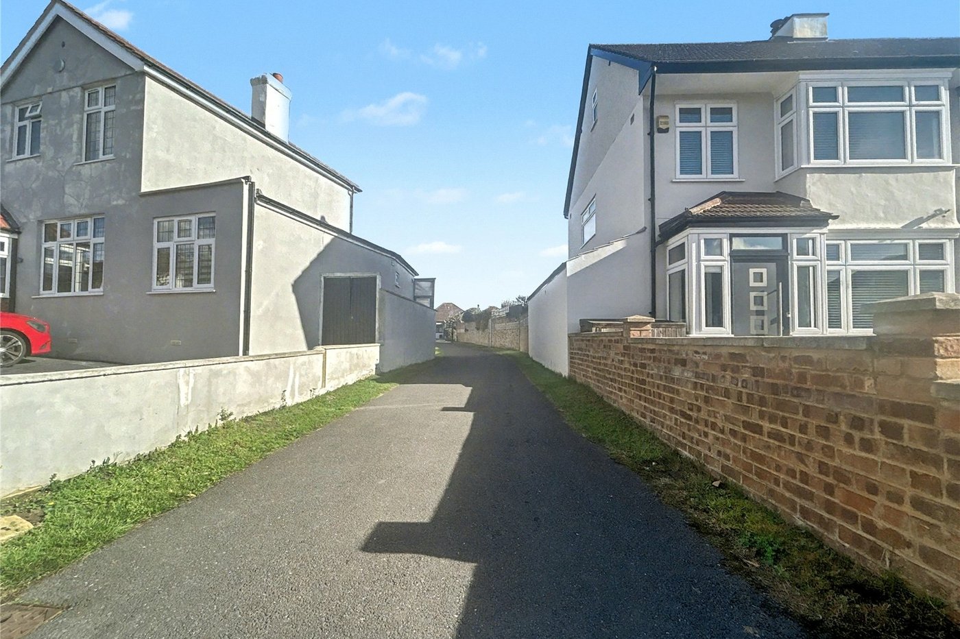 3 bedroom bungalow for sale in Sidcup | Robinson Jackson