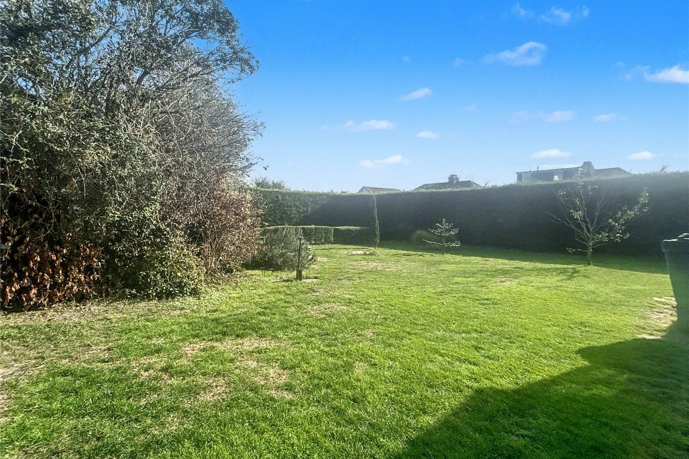 3 bedroom bungalow for sale in Sidcup | Robinson Jackson