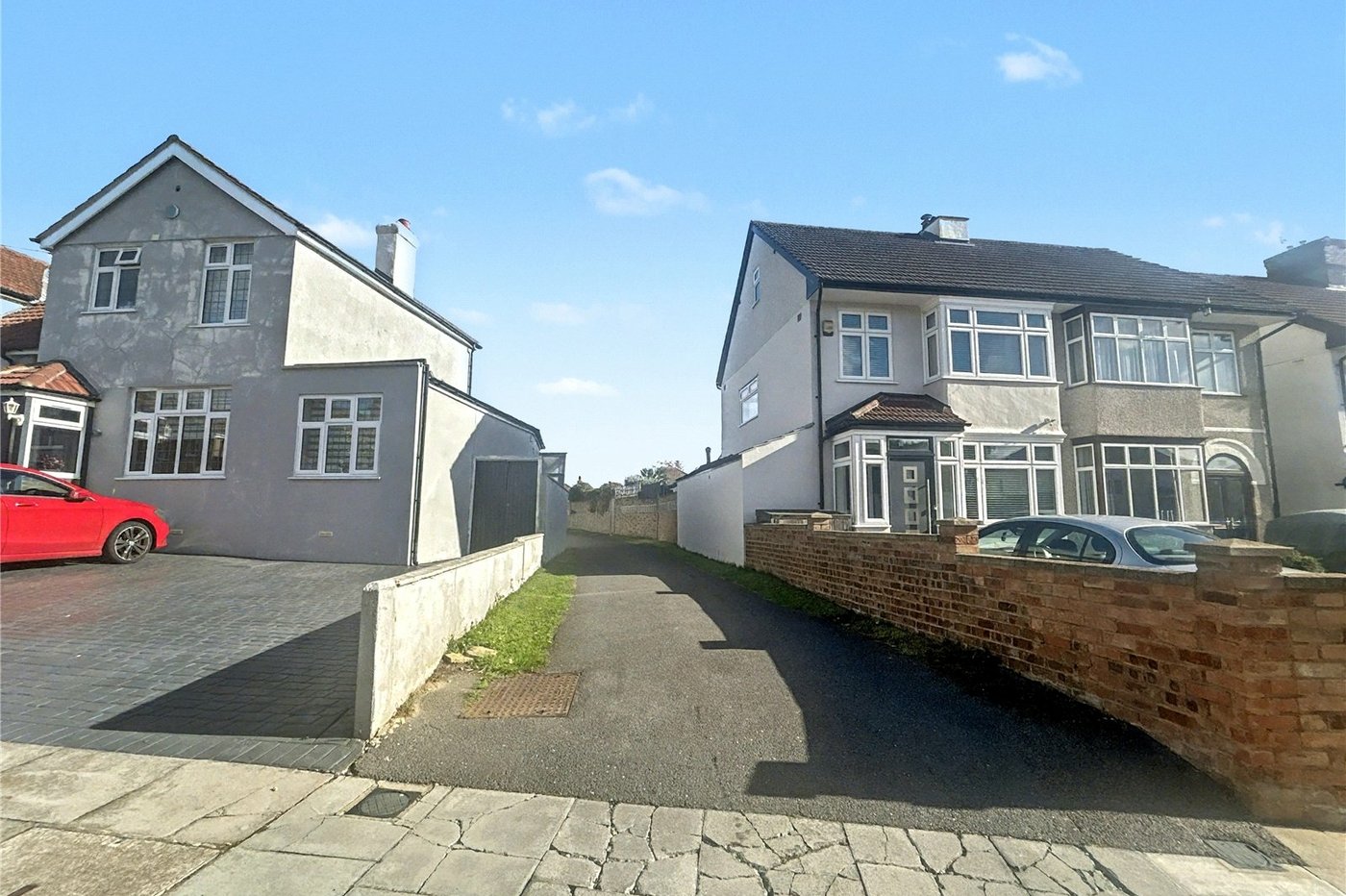 3 bedroom bungalow for sale in Sidcup | Robinson Jackson