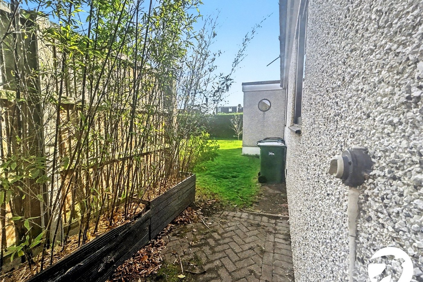 3 bedroom bungalow for sale in Sidcup | Robinson Jackson