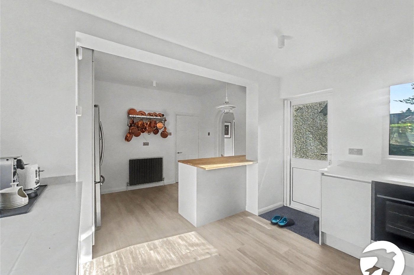 3 bedroom bungalow for sale in Sidcup | Robinson Jackson