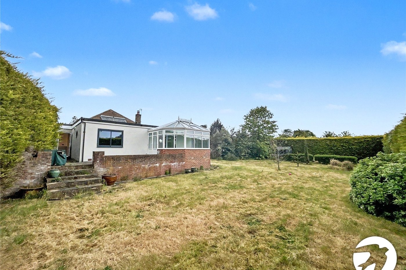 3 bedroom bungalow for sale in Sidcup | Robinson Jackson