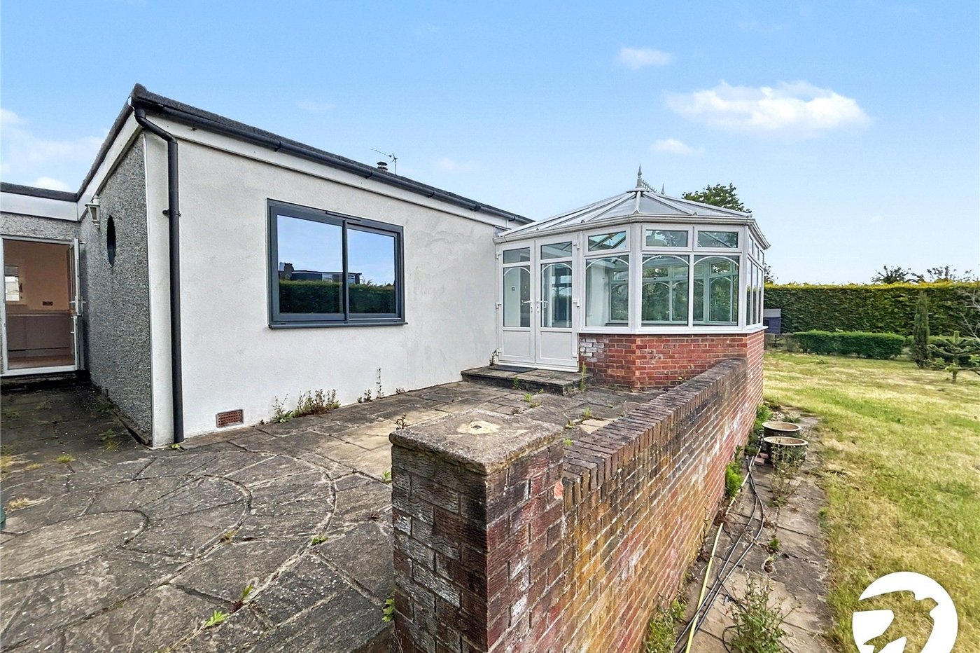 3 bedroom bungalow for sale in Sidcup | Robinson Jackson
