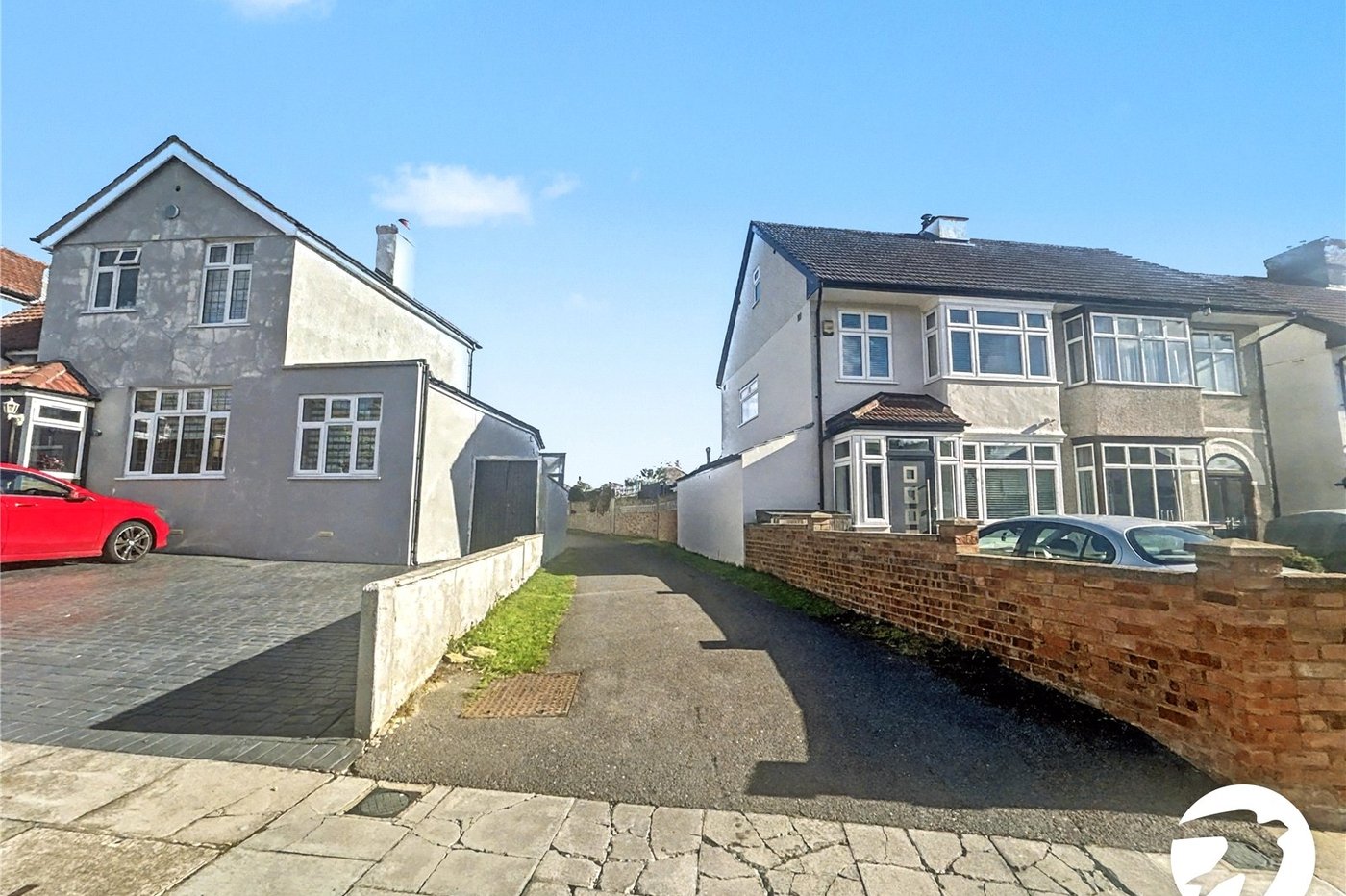 3 bedroom bungalow for sale in Sidcup | Robinson Jackson