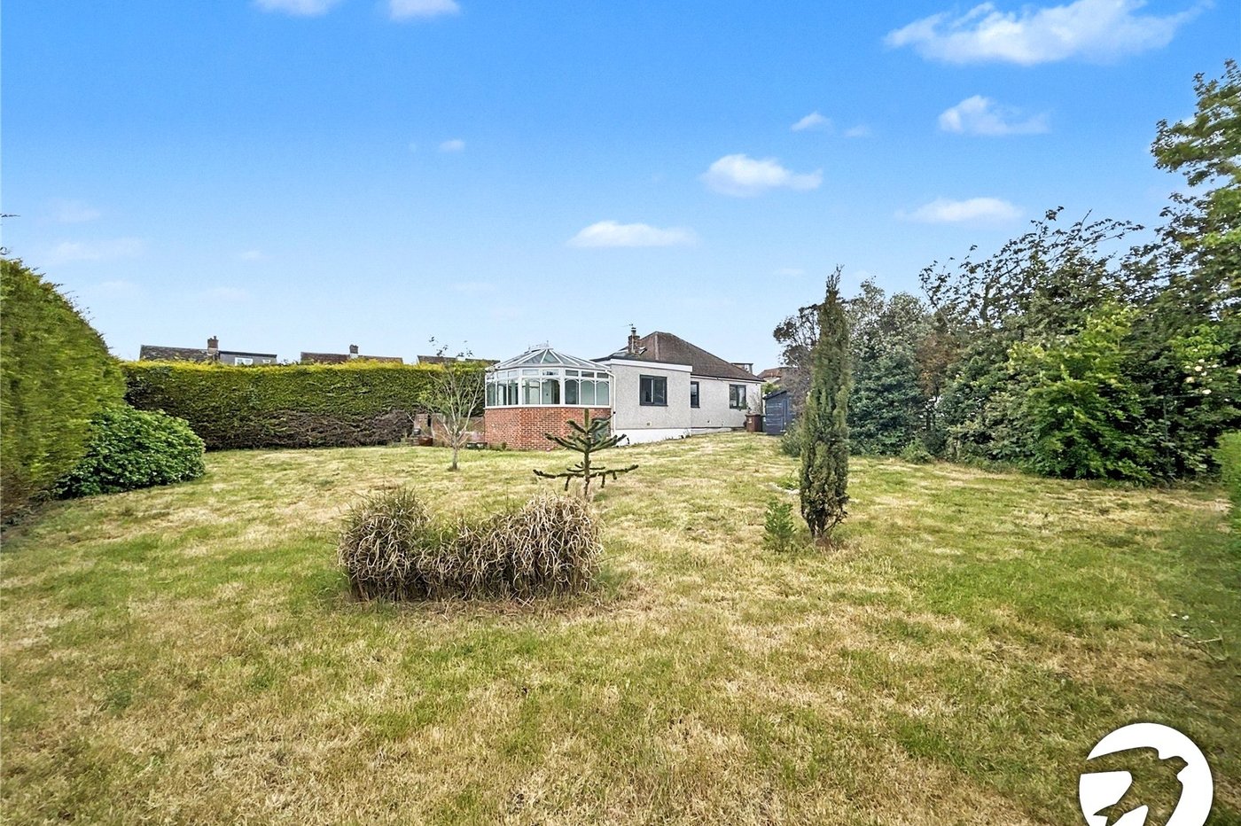 3 bedroom bungalow for sale in Sidcup | Robinson Jackson