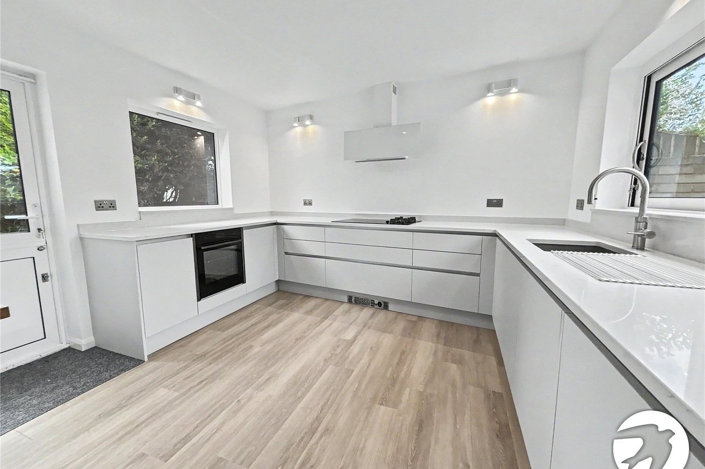 3 bedroom bungalow for sale in Sidcup | Robinson Jackson
