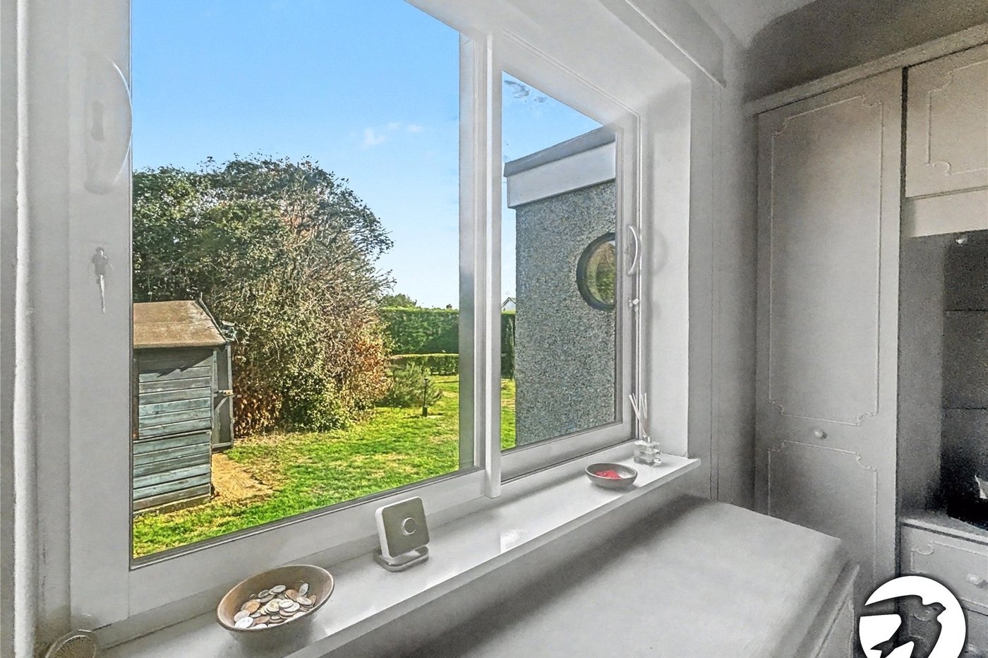 3 bedroom bungalow for sale in Sidcup | Robinson Jackson