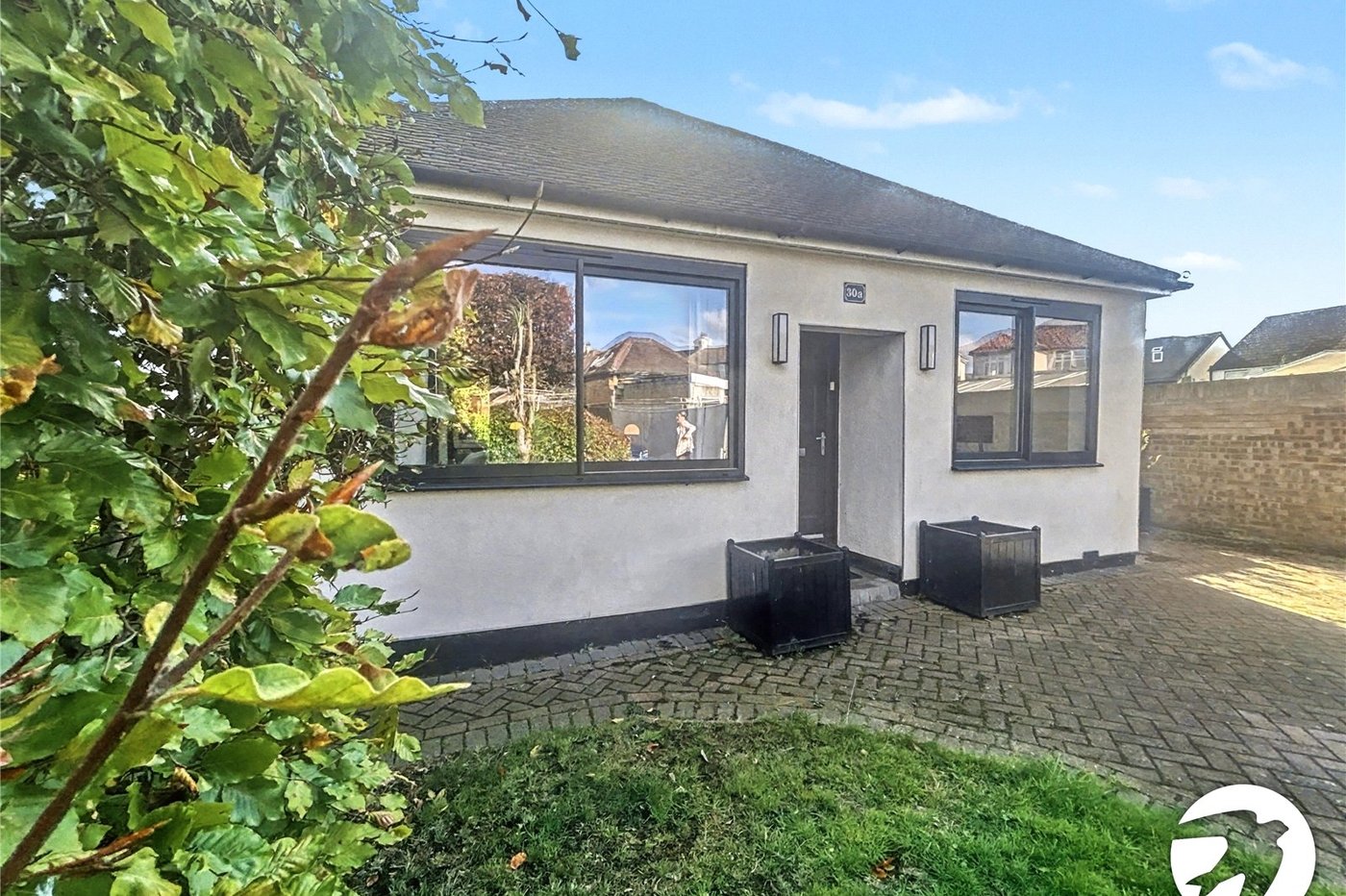 3 bedroom bungalow for sale in Sidcup | Robinson Jackson