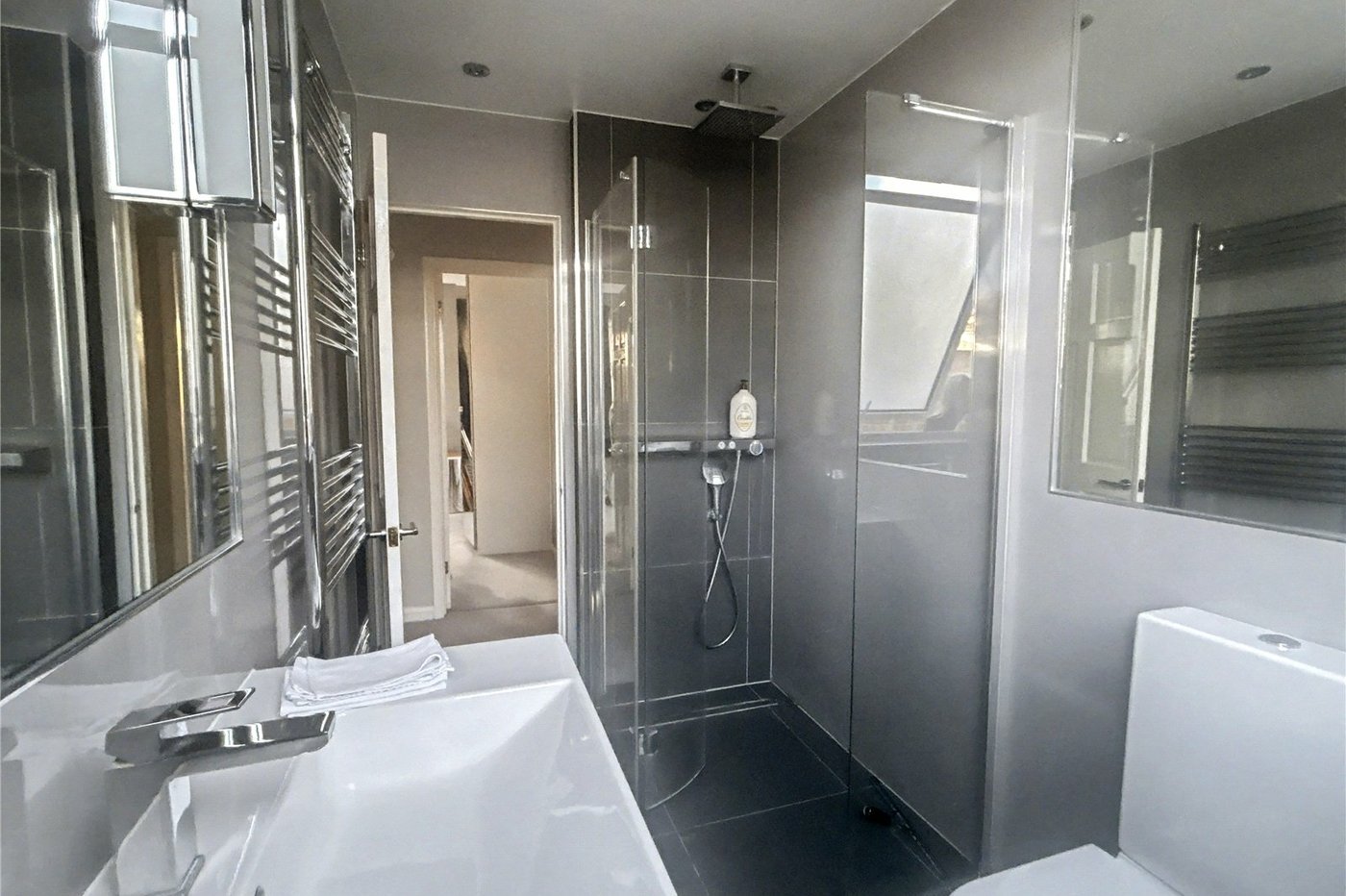 3 bedroom bungalow for sale in Sidcup | Robinson Jackson