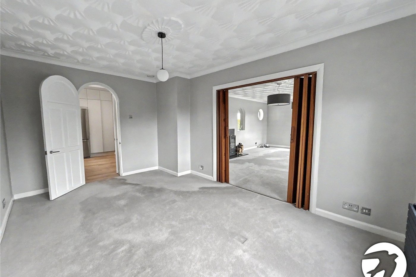 3 bedroom bungalow for sale in Sidcup | Robinson Jackson