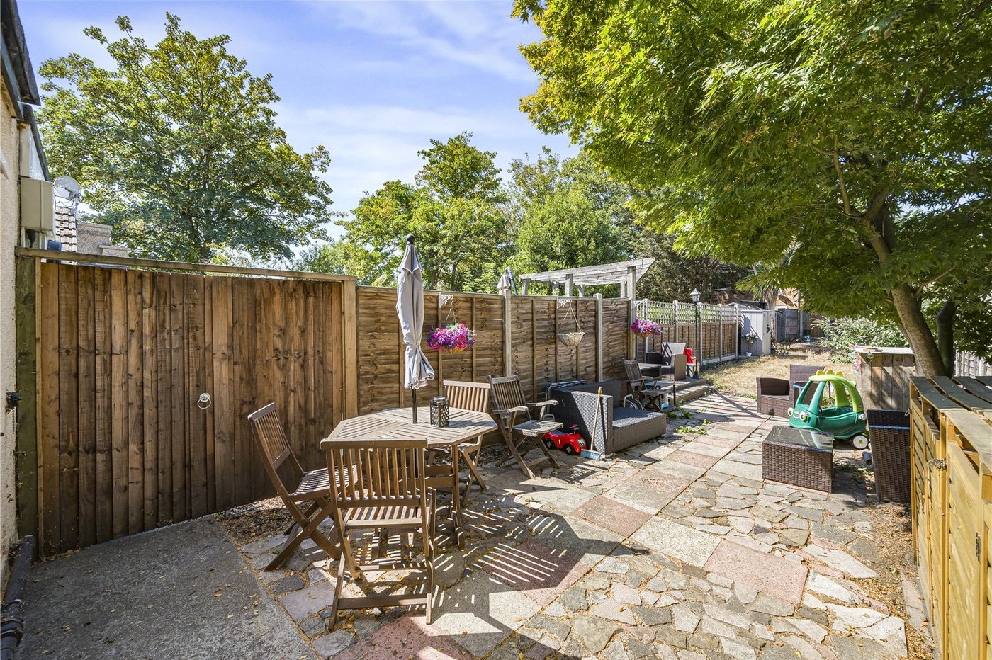 2 bedroom house for sale in Bexley | Robinson Jackson
