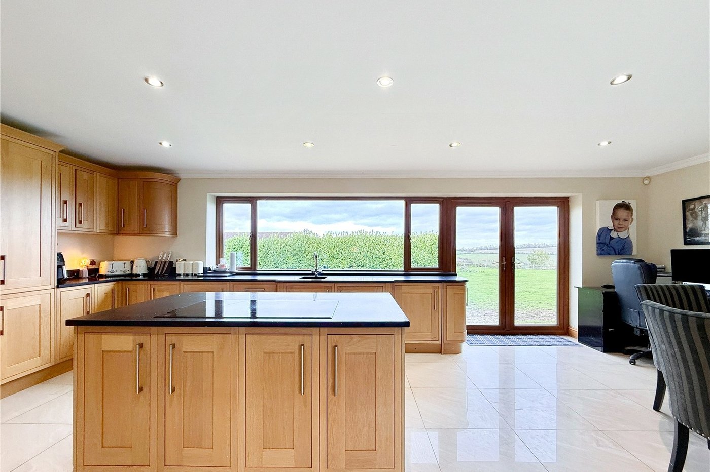 4 bedroom bungalow for sale in Eynsford | Robinson Jackson