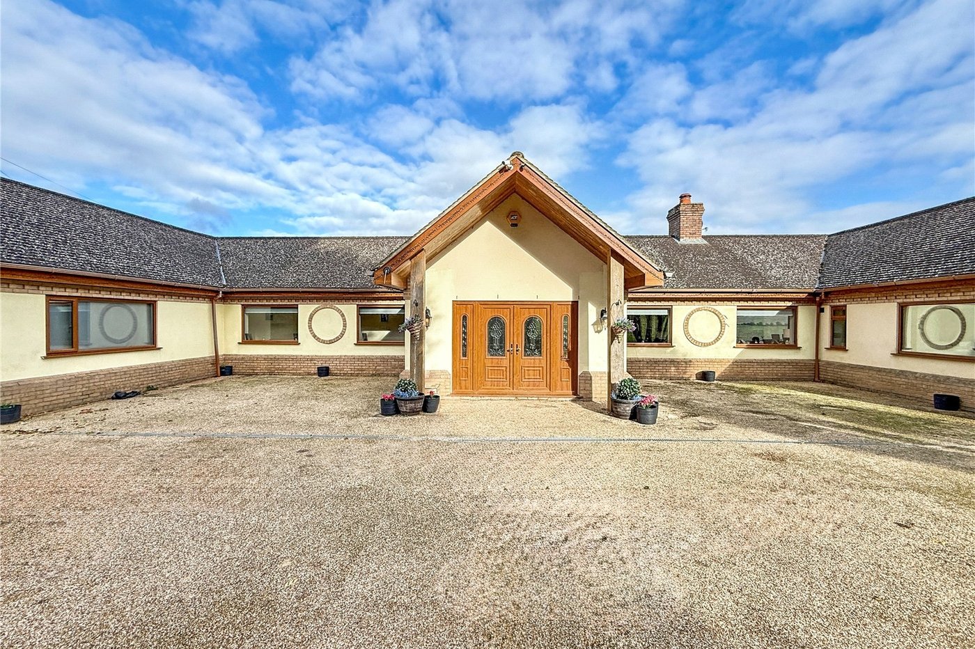 4 bedroom bungalow for sale in Eynsford | Robinson Jackson