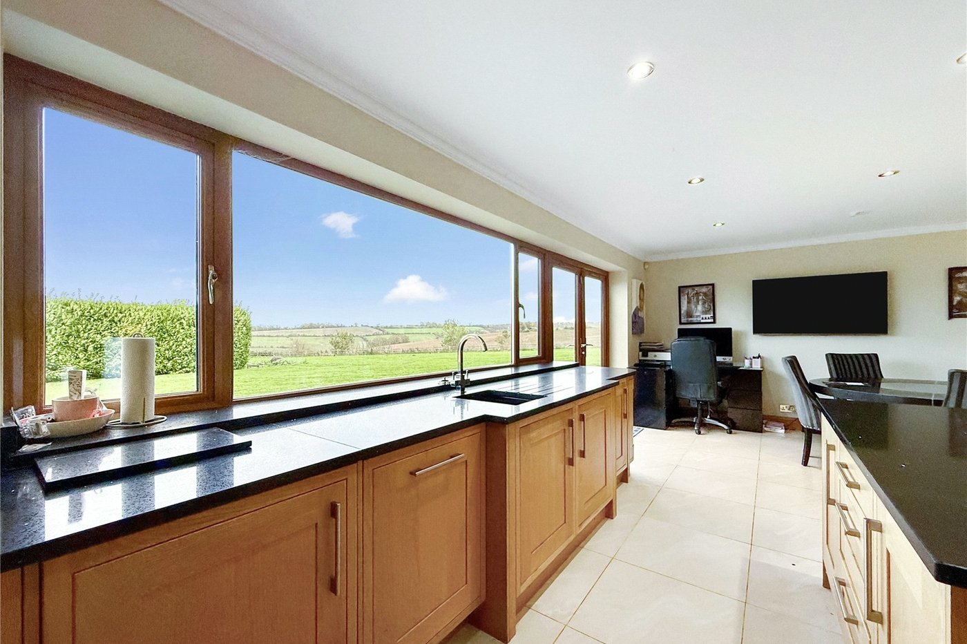 4 bedroom bungalow for sale in Eynsford | Robinson Jackson