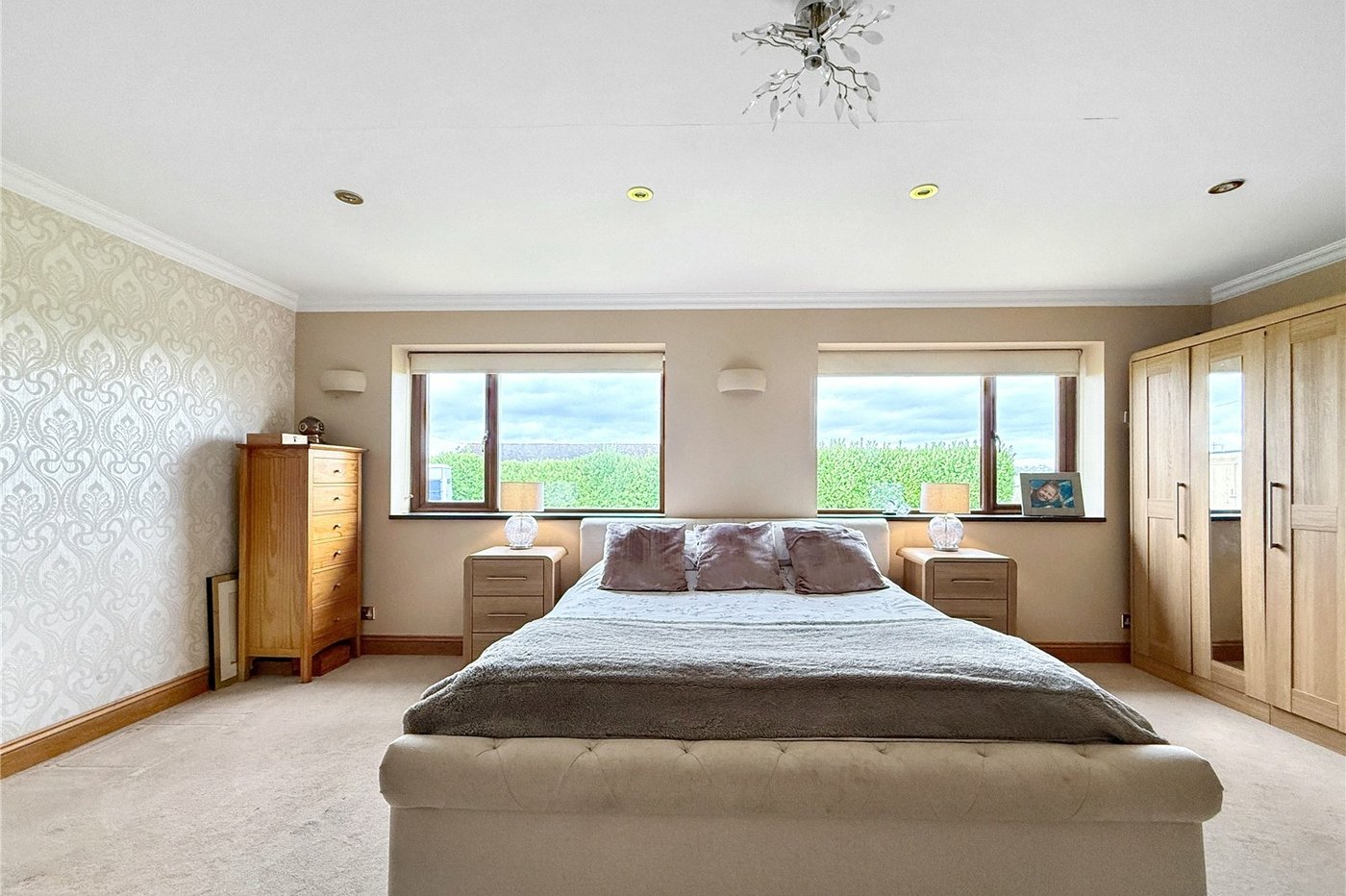 4 bedroom bungalow for sale in Eynsford | Robinson Jackson