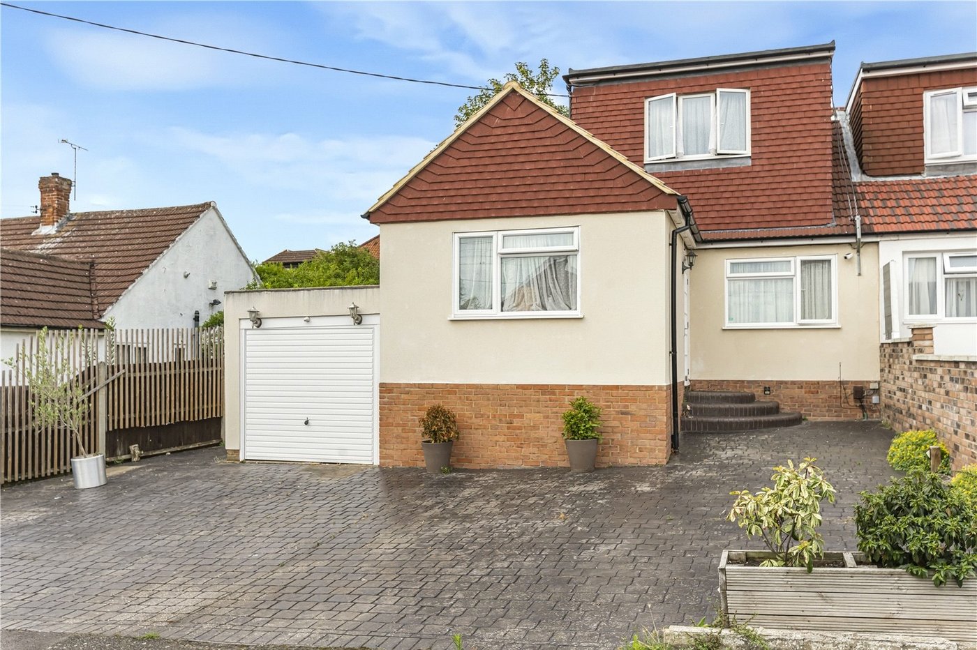 4 bedroom bungalow for sale in Hextable | Robinson Jackson