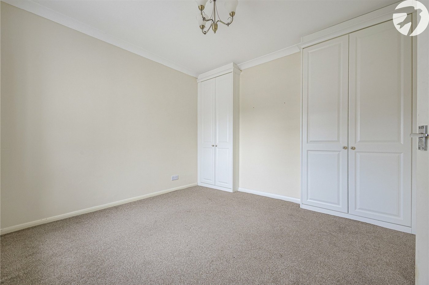 3 bedroom bungalow for sale in Hextable | Robinson Jackson