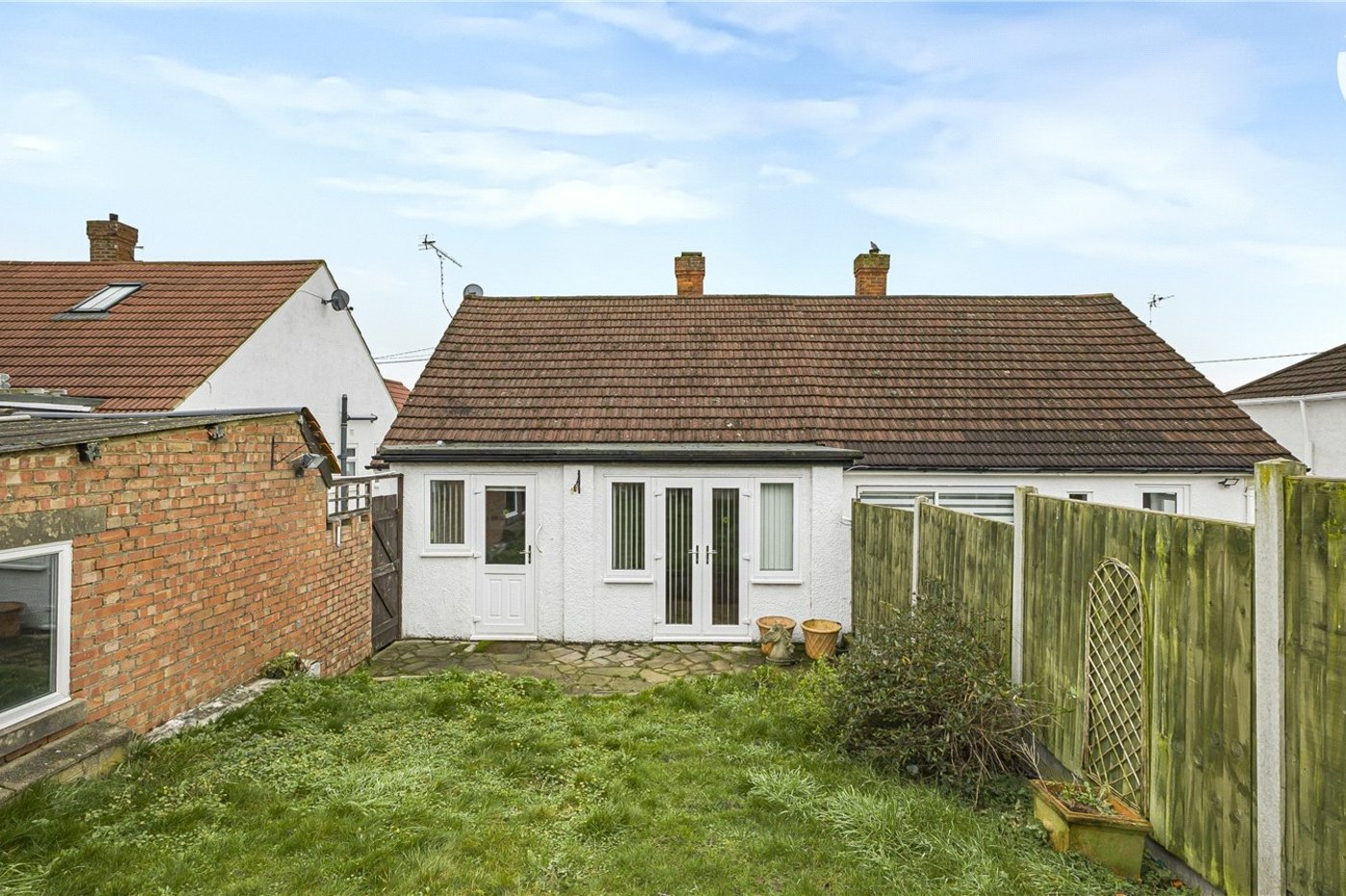 3 bedroom bungalow for sale in Hextable | Robinson Jackson