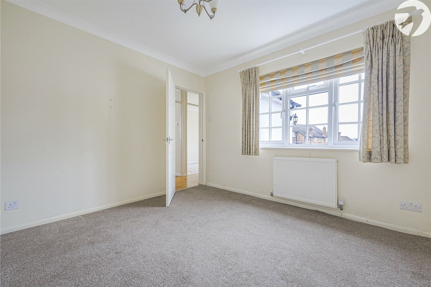 3 bedroom bungalow for sale in Hextable | Robinson Jackson