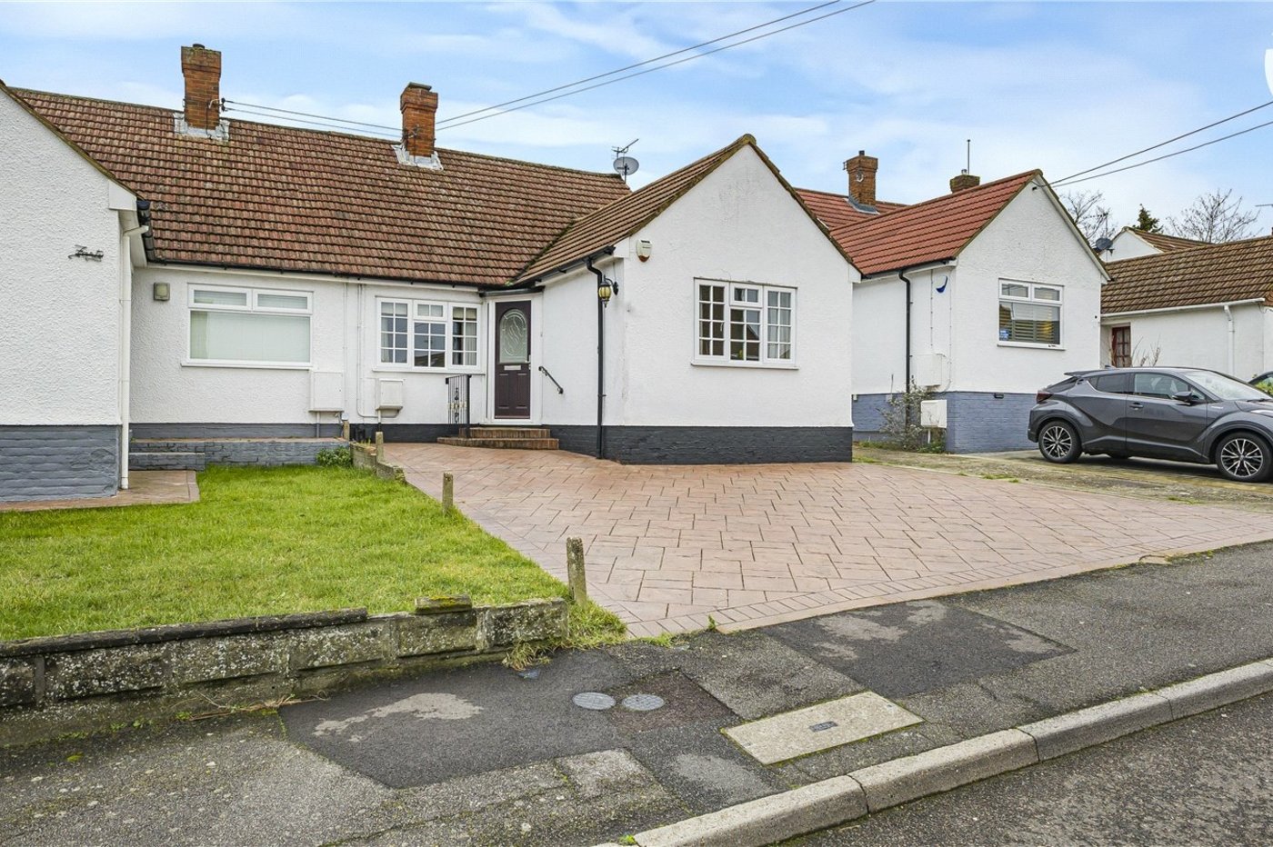 3 bedroom bungalow for sale in Hextable | Robinson Jackson