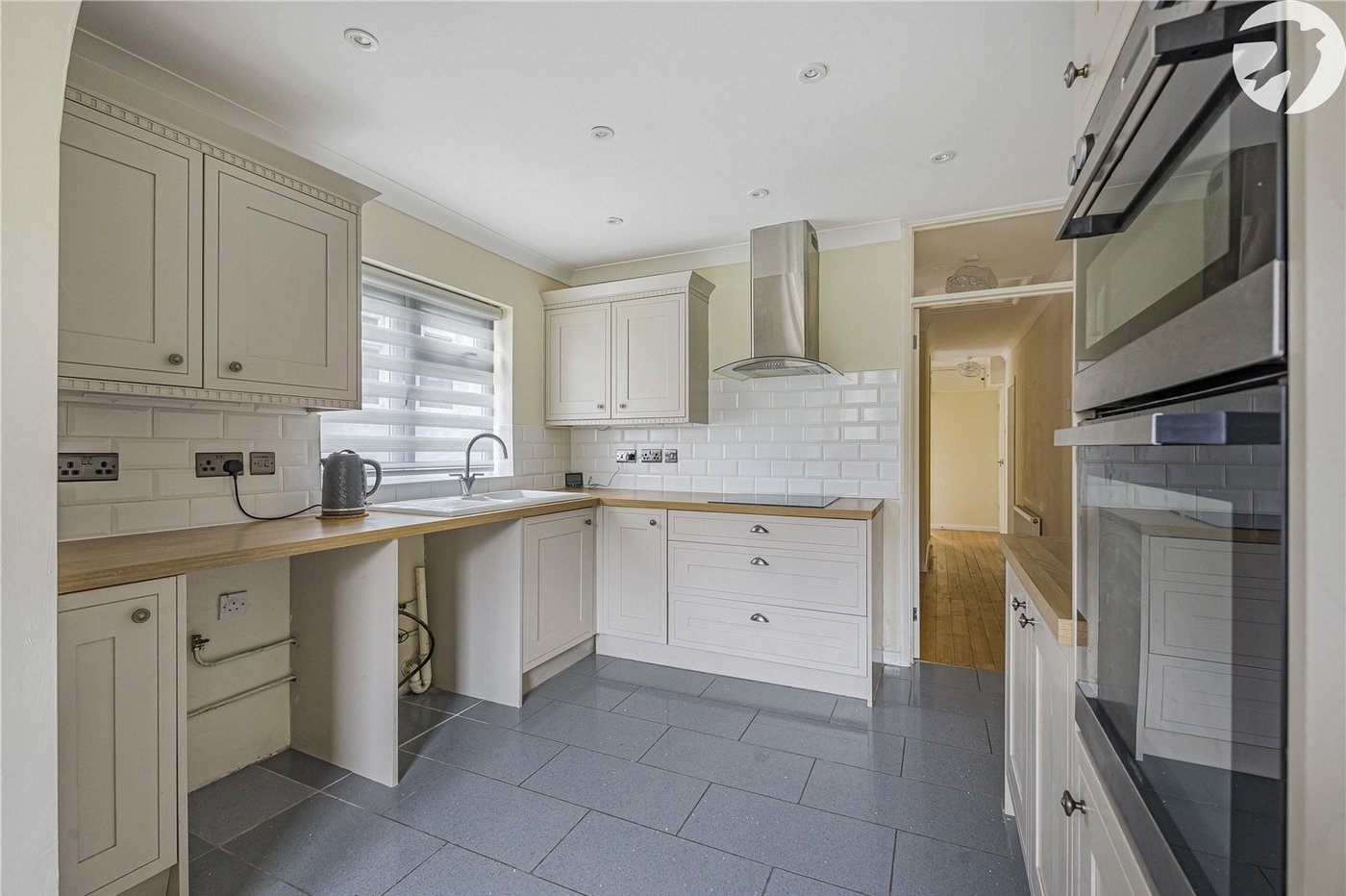 3 bedroom bungalow for sale in Hextable | Robinson Jackson