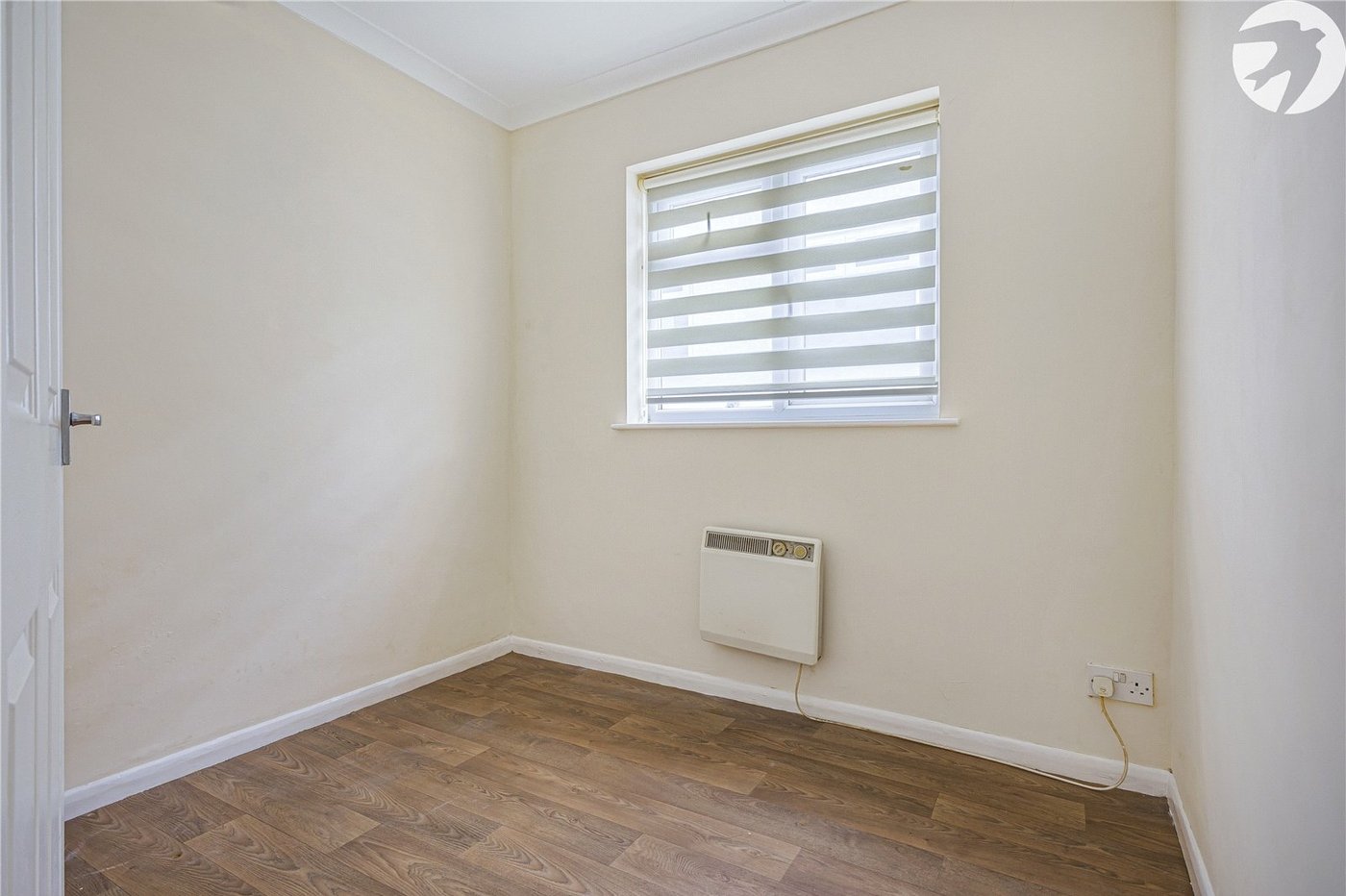 3 bedroom bungalow for sale in Hextable | Robinson Jackson