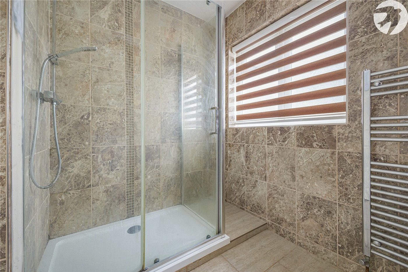 3 bedroom bungalow for sale in Hextable | Robinson Jackson